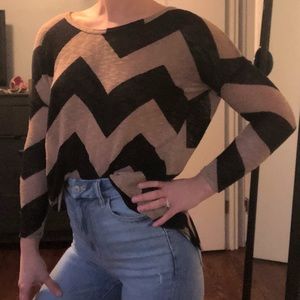 Daytrip Quarter Sleeve Chevon Top